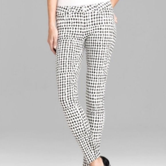 PAIGE Denim Verdugo Skinny Jeans in Diamond Checkerboard White and Black Sz 28 - Picture 2 of 13